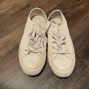 Women’s leather converse